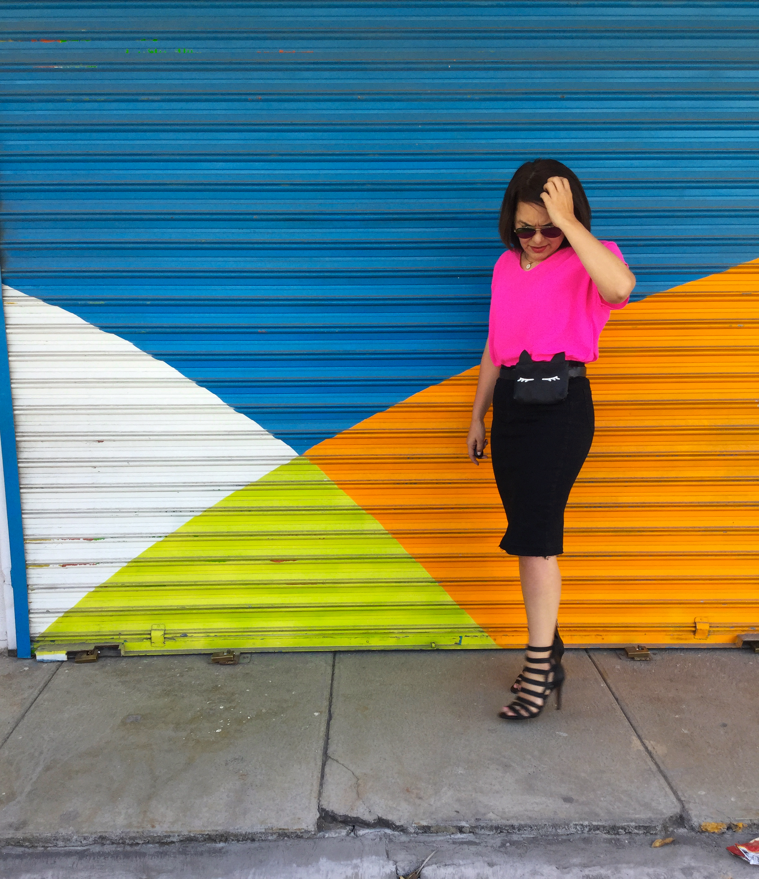 neon outfit –